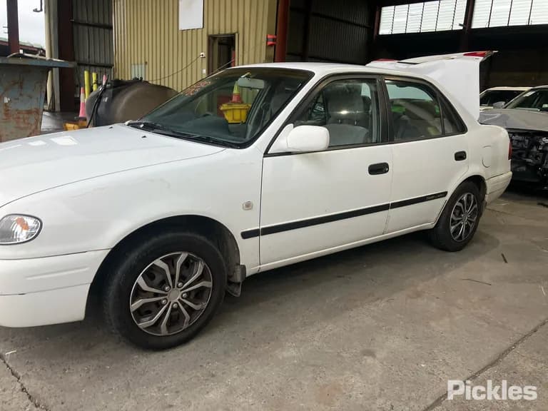 2001 Toyota Corolla Used VIN JT753AEB200069755 – photo 22 2001 Toyota Corolla Used VIN JT753AEB200069755 – photo 22