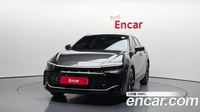 2023 Toyota Crown Crossover 2.4 4WD Dual Boost HYbrid Sold VIN JTDAFAAF0P3001654 – interior seats 2023 Toyota Crown Crossover 2.4 4WD Dual Boost HYbrid Sold VIN JTDAFAAF0P3001654 – interior seats