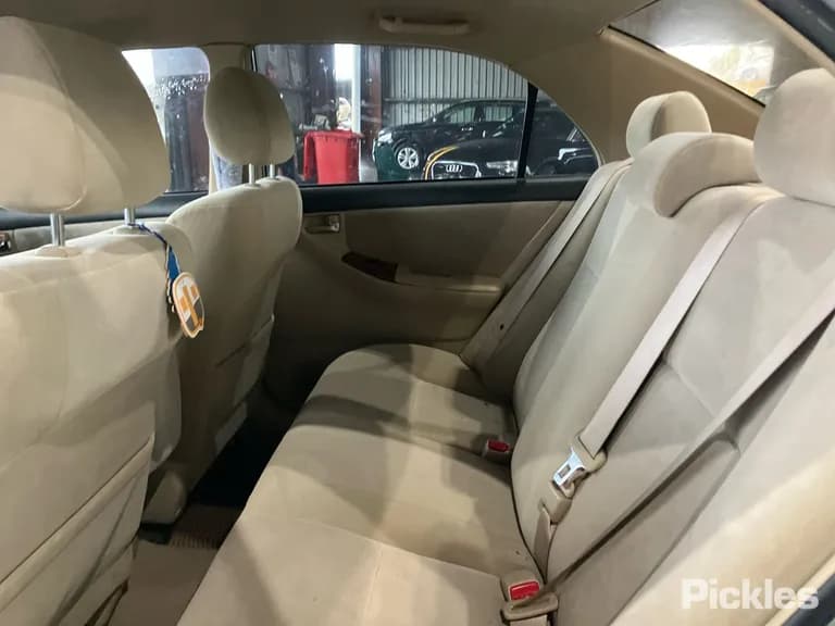 2003 Toyota Corolla Used VIN JTDBR28E103072415 – exterior detail 2003 Toyota Corolla Used VIN JTDBR28E103072415 – exterior detail
