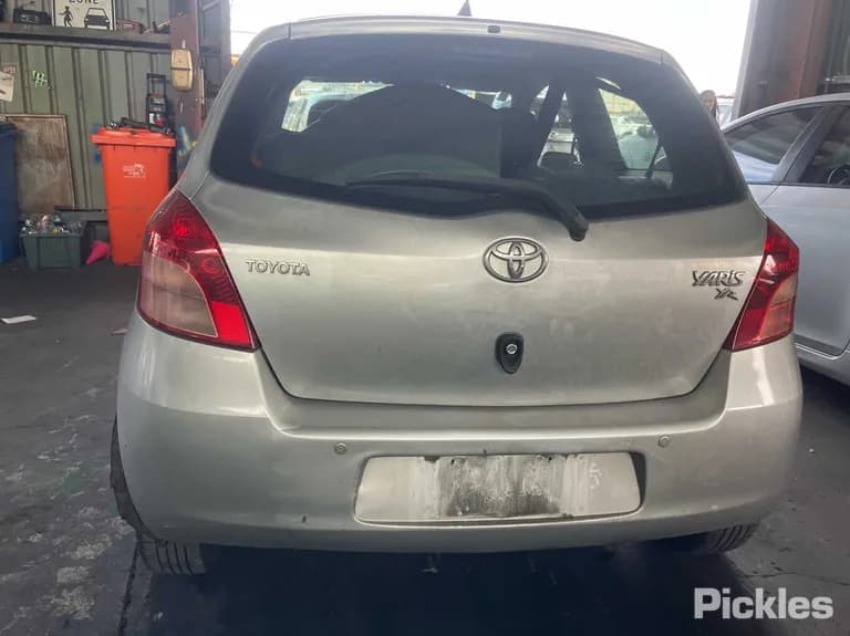 2008 Toyota Yaris Used VIN JTDJW923205101204 – side profile 2008 Toyota Yaris Used VIN JTDJW923205101204 – side profile