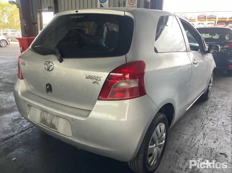 2008 Toyota Yaris Used VIN JTDJW923205101204 – photo 13 2008 Toyota Yaris Used VIN JTDJW923205101204 – photo 13
