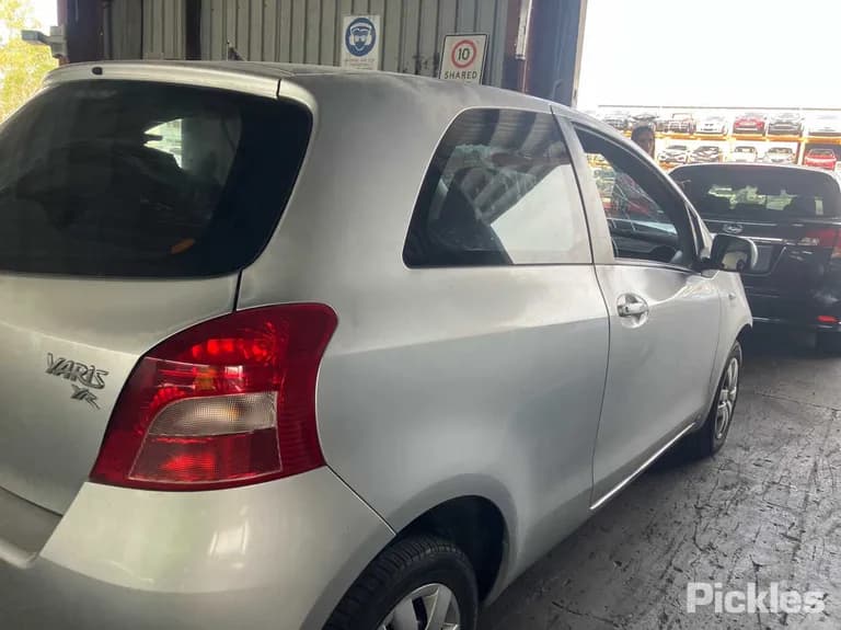 2008 Toyota Yaris Used VIN JTDJW923205101204 – photo 24 2008 Toyota Yaris Used VIN JTDJW923205101204 – photo 24