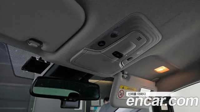 2022 Toyota Prius 4th Gen 1.8 Sold VIN JTDKAMFU8N3171589 – interior seats 2022 Toyota Prius 4th Gen 1.8 Sold VIN JTDKAMFU8N3171589 – interior seats