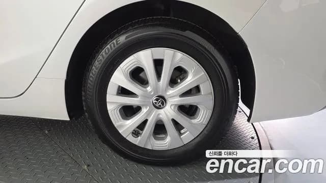 2022 Toyota Prius 4th Gen 1.8 Sold VIN JTDKAMFU8N3171589 – exterior detail 2022 Toyota Prius 4th Gen 1.8 Sold VIN JTDKAMFU8N3171589 – exterior detail