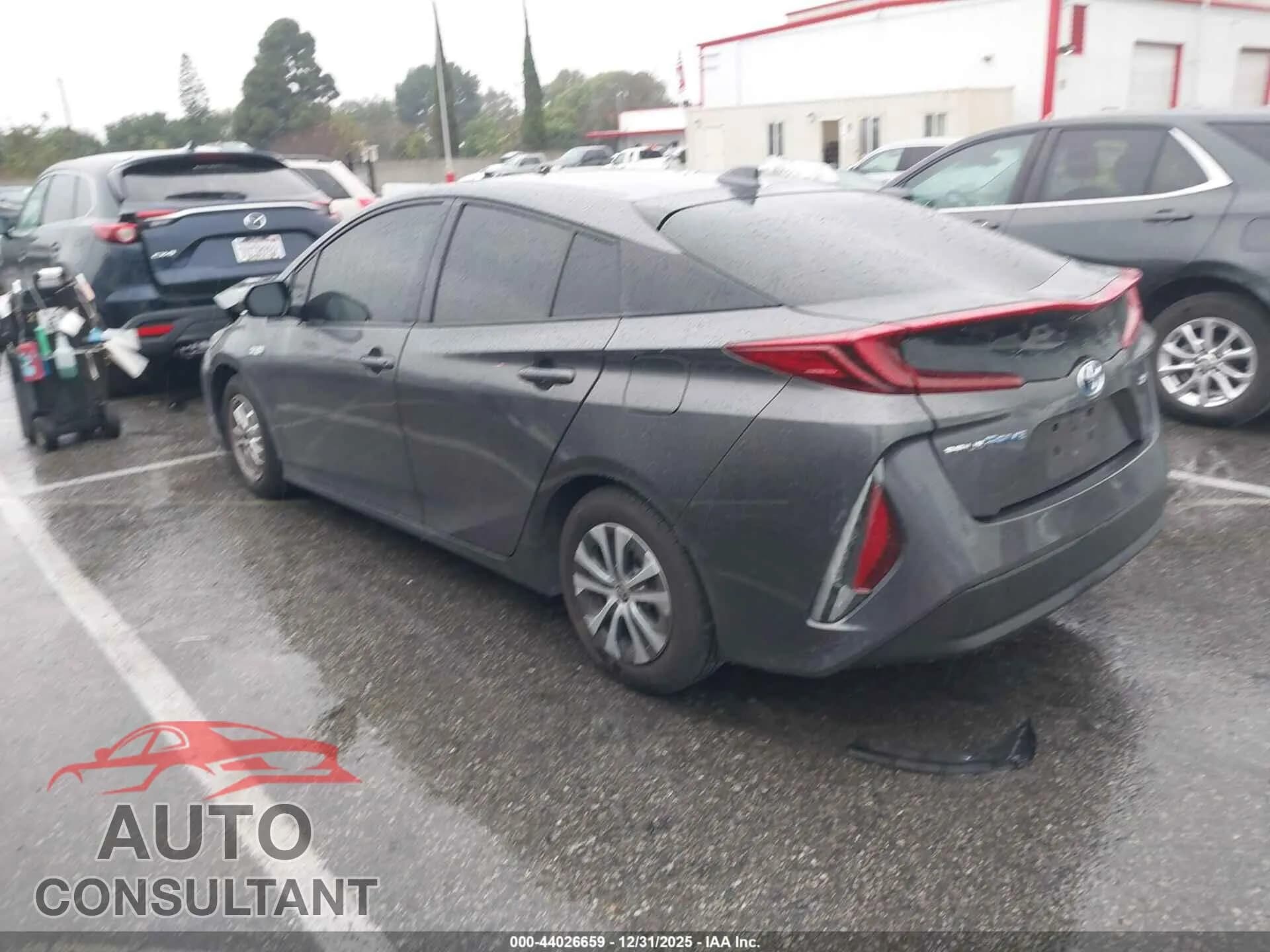 2020 TOYOTA PRIUS PRIME Damaged VIN JTDKARFP2L3154128 – side profile 2020 TOYOTA PRIUS PRIME Damaged VIN JTDKARFP2L3154128 – side profile