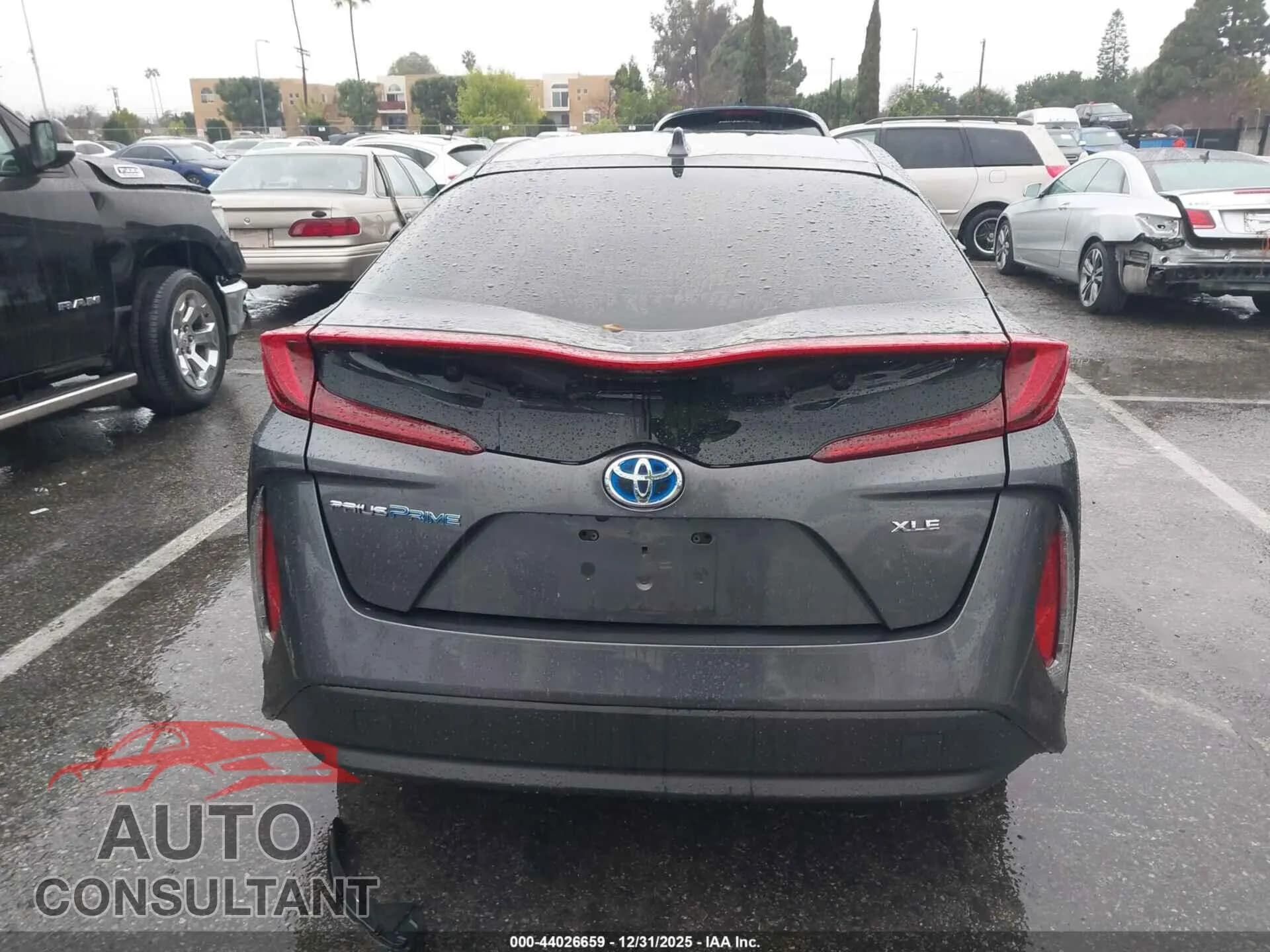 2020 TOYOTA PRIUS PRIME Damaged VIN JTDKARFP2L3154128 – photo 16 2020 TOYOTA PRIUS PRIME Damaged VIN JTDKARFP2L3154128 – photo 16