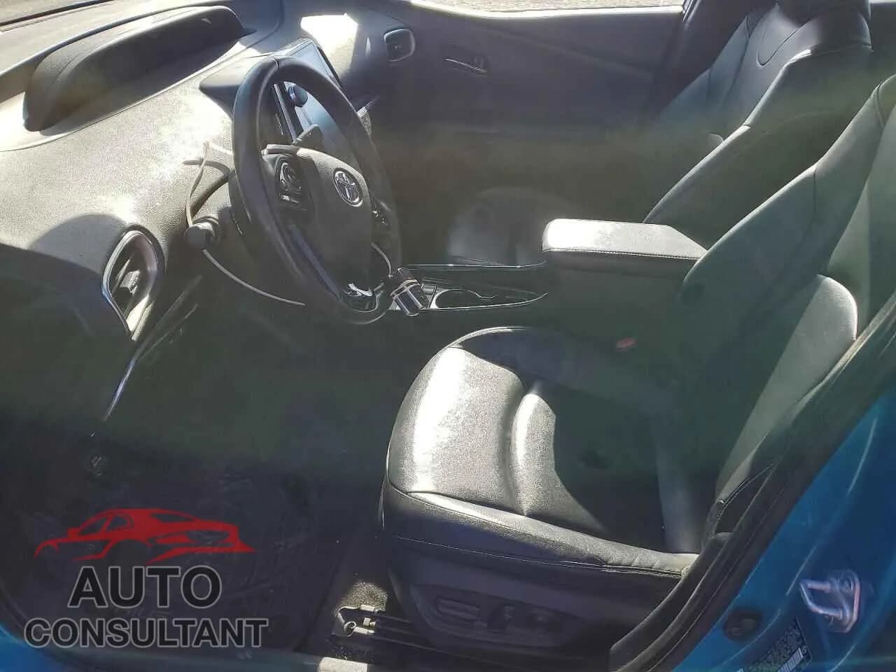 2020 TOYOTA PRIUS Damaged VIN JTDKARFP4L3135936 – exterior detail 2020 TOYOTA PRIUS Damaged VIN JTDKARFP4L3135936 – exterior detail