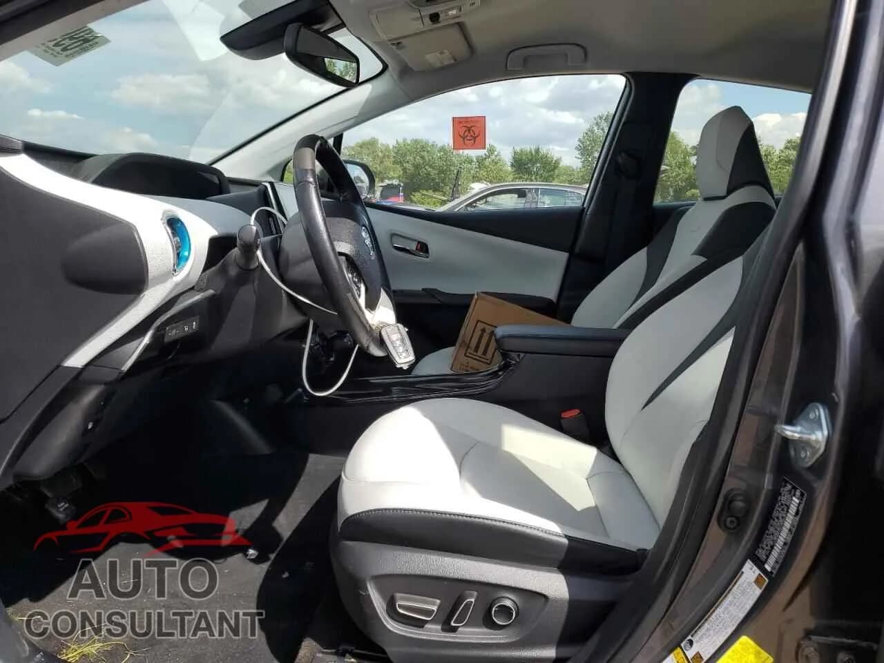 2017 TOYOTA PRIUS Damaged VIN JTDKARFP6H3042357 – exterior detail 2017 TOYOTA PRIUS Damaged VIN JTDKARFP6H3042357 – exterior detail