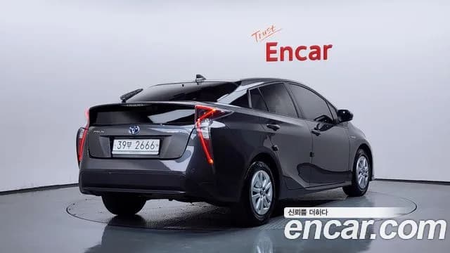 2017 Toyota Prius 4th Gen 1.8 E Sold VIN JTDKBRFU3H3555228 – photo 17 2017 Toyota Prius 4th Gen 1.8 E Sold VIN JTDKBRFU3H3555228 – photo 17
