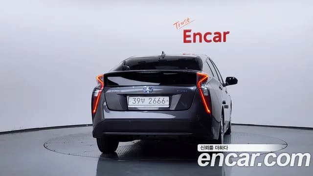2017 Toyota Prius 4th Gen 1.8 E Sold VIN JTDKBRFU3H3555228 – photo 19 2017 Toyota Prius 4th Gen 1.8 E Sold VIN JTDKBRFU3H3555228 – photo 19