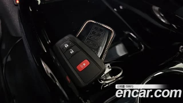 2018 Toyota Prius 4th Gen 1.8 E Sold VIN JTDKBRFU7J3082990 – exterior detail 2018 Toyota Prius 4th Gen 1.8 E Sold VIN JTDKBRFU7J3082990 – exterior detail