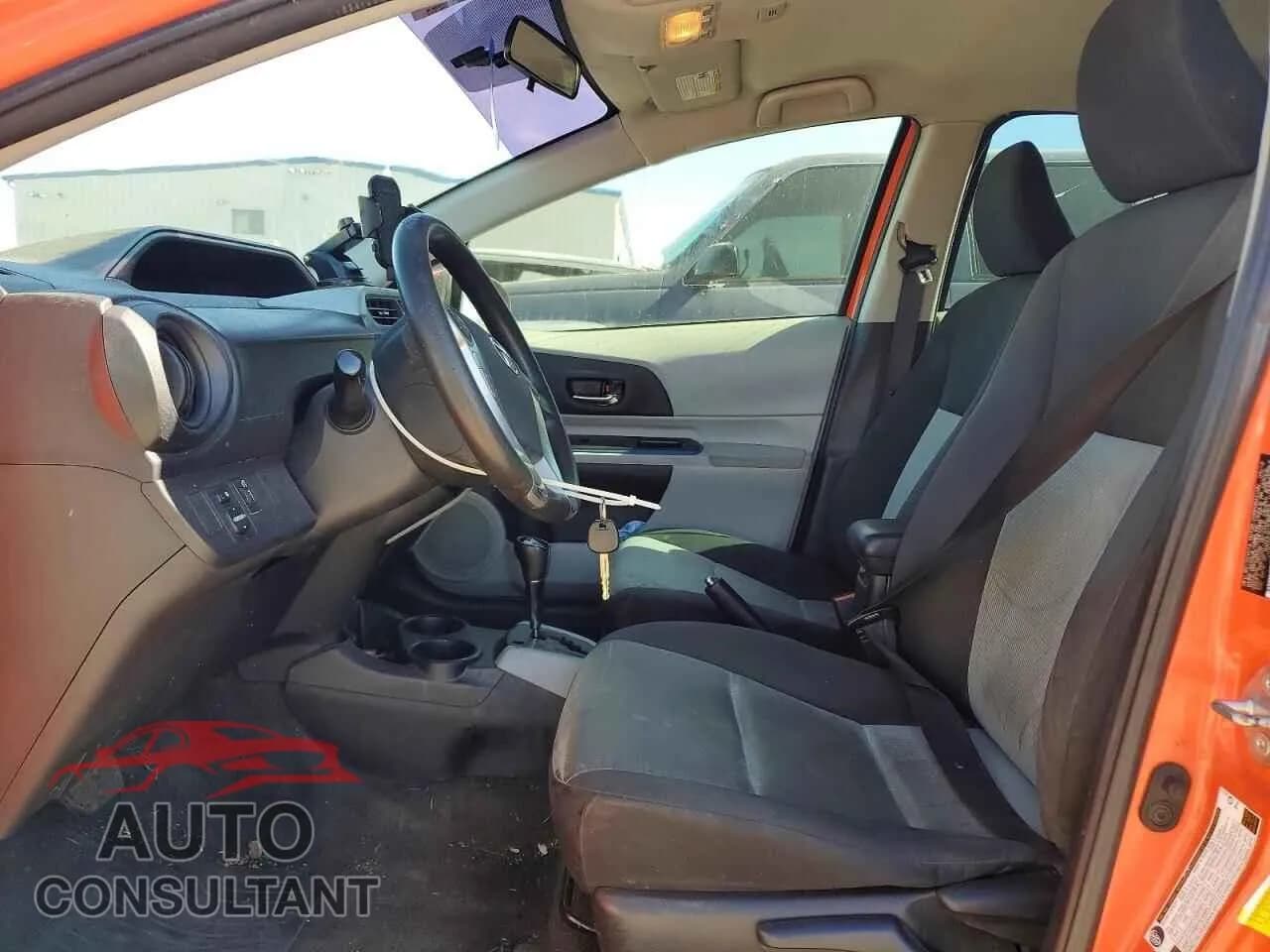 2012 TOYOTA PRIUS Damaged VIN JTDKDTB34C1007554 – exterior detail 2012 TOYOTA PRIUS Damaged VIN JTDKDTB34C1007554 – exterior detail