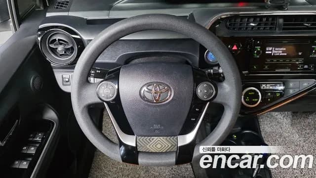 2019 Toyota Prius C 1.5 Sold VIN JTDKDTB38K1630903 – photo 32 2019 Toyota Prius C 1.5 Sold VIN JTDKDTB38K1630903 – photo 32