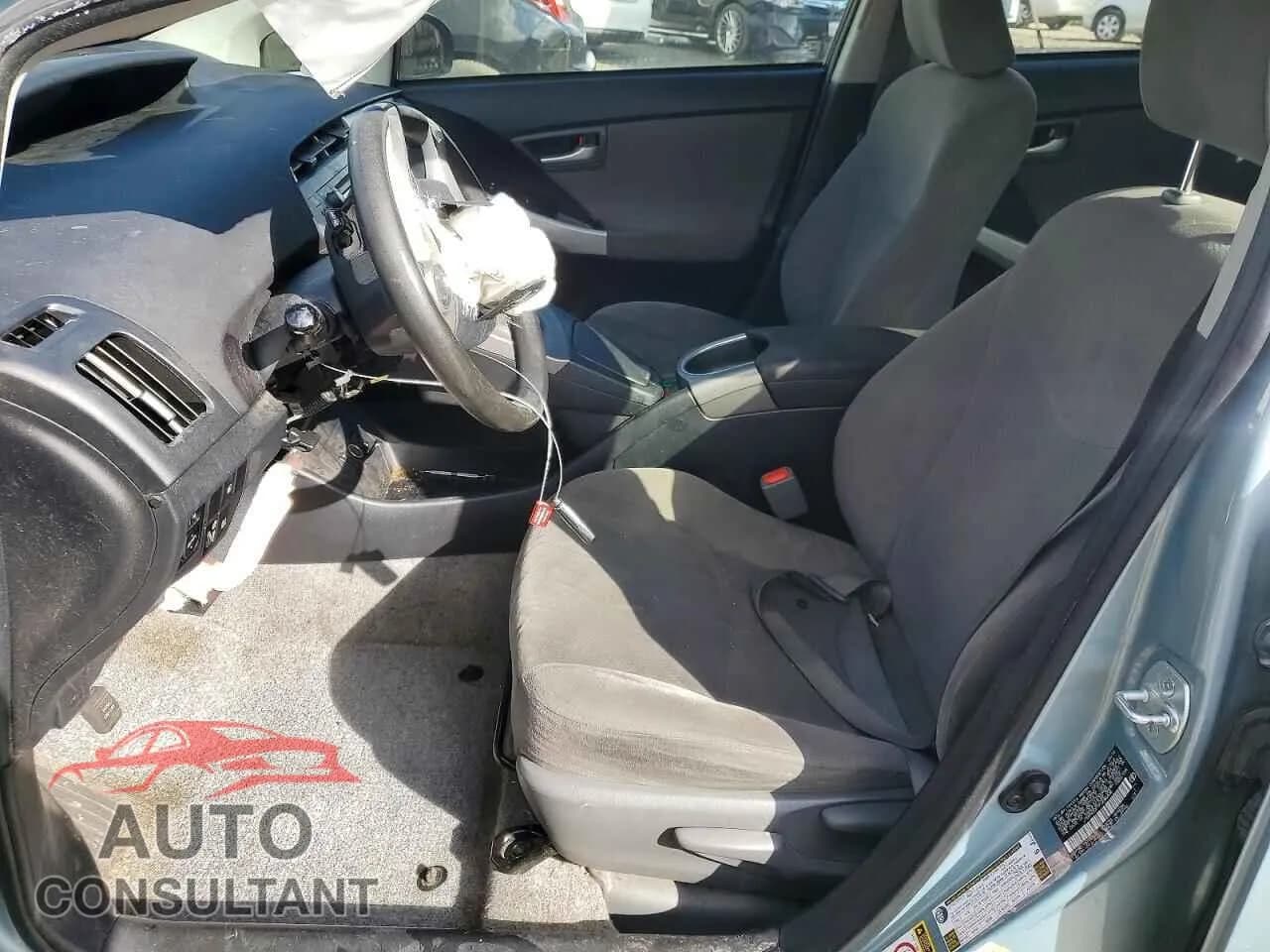 2015 TOYOTA PRIUS Damaged VIN JTDKN3DP7F3066636 – exterior detail 2015 TOYOTA PRIUS Damaged VIN JTDKN3DP7F3066636 – exterior detail