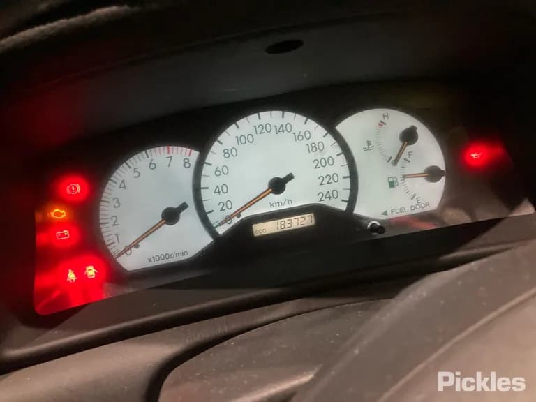 2005 Toyota Corolla Used VIN JTDKR23E100204971 – side profile 2005 Toyota Corolla Used VIN JTDKR23E100204971 – side profile