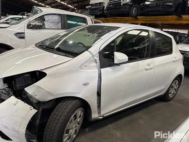 2017 Toyota Yaris Used VIN JTDKW3D360D593384 – photo 12 2017 Toyota Yaris Used VIN JTDKW3D360D593384 – photo 12