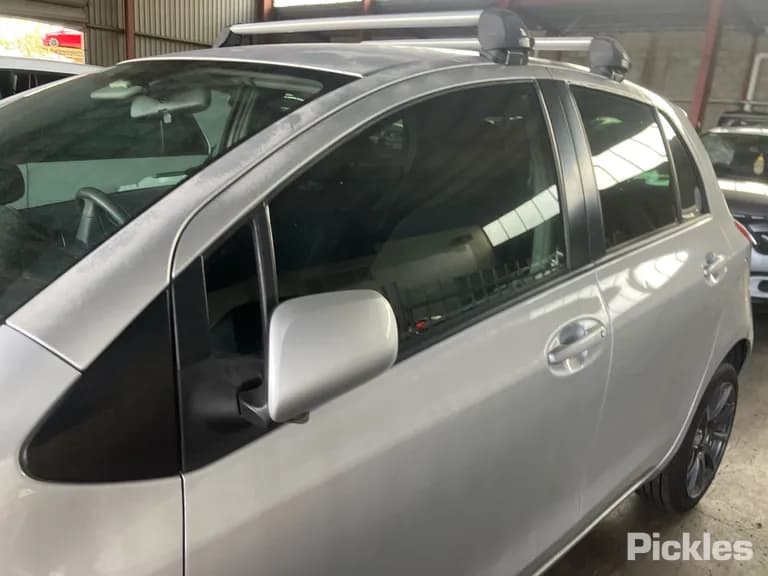 2010 Toyota Yaris Used VIN JTDKW923705156932 – photo 14 2010 Toyota Yaris Used VIN JTDKW923705156932 – photo 14