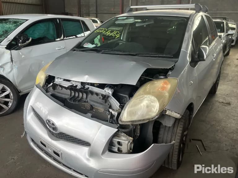 2010 Toyota Yaris Used VIN JTDKW923705156932 – photo 15 2010 Toyota Yaris Used VIN JTDKW923705156932 – photo 15