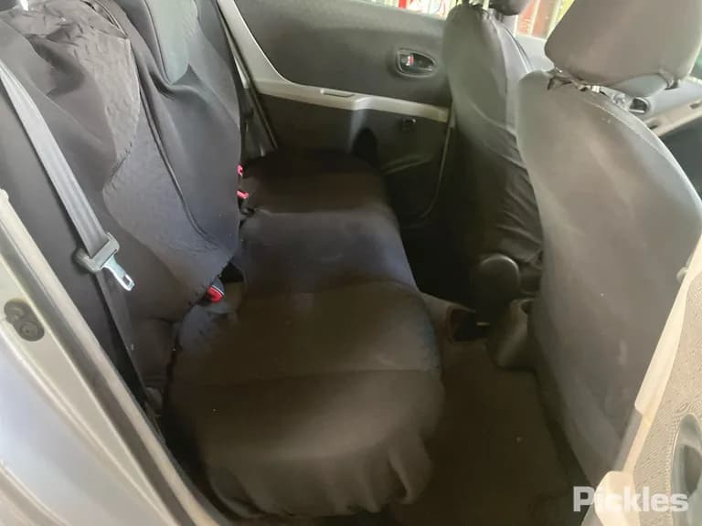 2010 Toyota Yaris Used VIN JTDKW923705156932 – photo 16 2010 Toyota Yaris Used VIN JTDKW923705156932 – photo 16