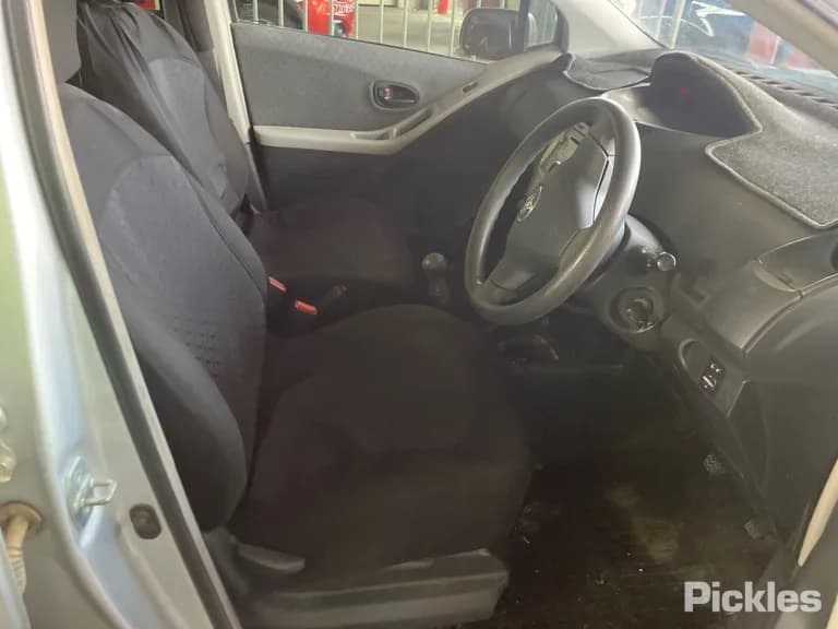 2010 Toyota Yaris Used VIN JTDKW923705156932 – photo 22 2010 Toyota Yaris Used VIN JTDKW923705156932 – photo 22