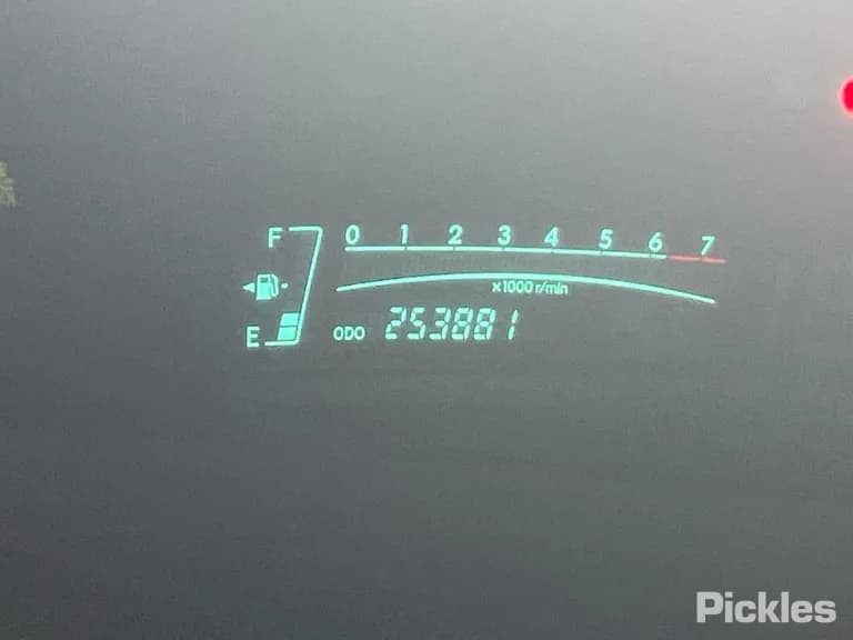 2010 Toyota Yaris Used VIN JTDKW923705156932 – photo 23 2010 Toyota Yaris Used VIN JTDKW923705156932 – photo 23