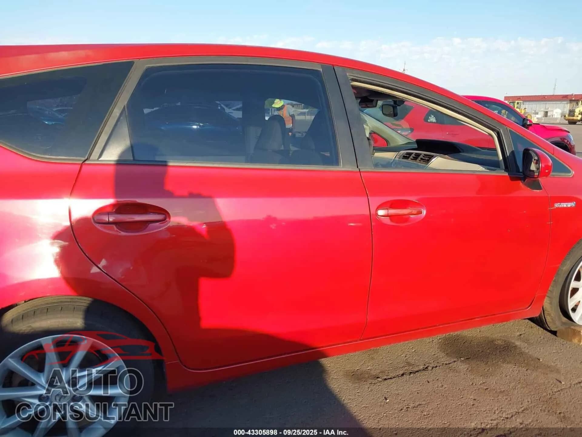 2012 TOYOTA PRIUS V Damaged VIN JTDZN3EU9C3154344 – photo 14 2012 TOYOTA PRIUS V Damaged VIN JTDZN3EU9C3154344 – photo 14