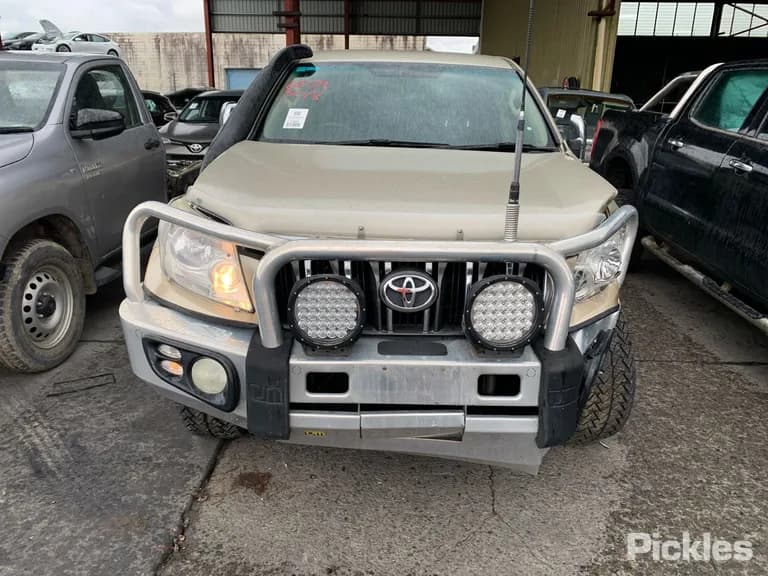 2010 Toyota Landcruiser Prado Used VIN JTEBH3FJX0K018119 – dashboard 2010 Toyota Landcruiser Prado Used VIN JTEBH3FJX0K018119 – dashboard