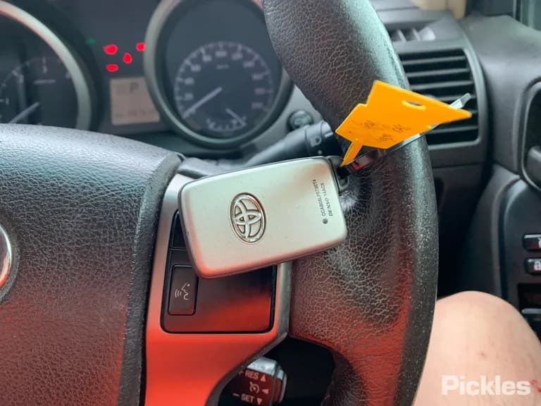 2010 Toyota Landcruiser Prado Used VIN JTEBH3FJX0K018119 – photo 11 2010 Toyota Landcruiser Prado Used VIN JTEBH3FJX0K018119 – photo 11