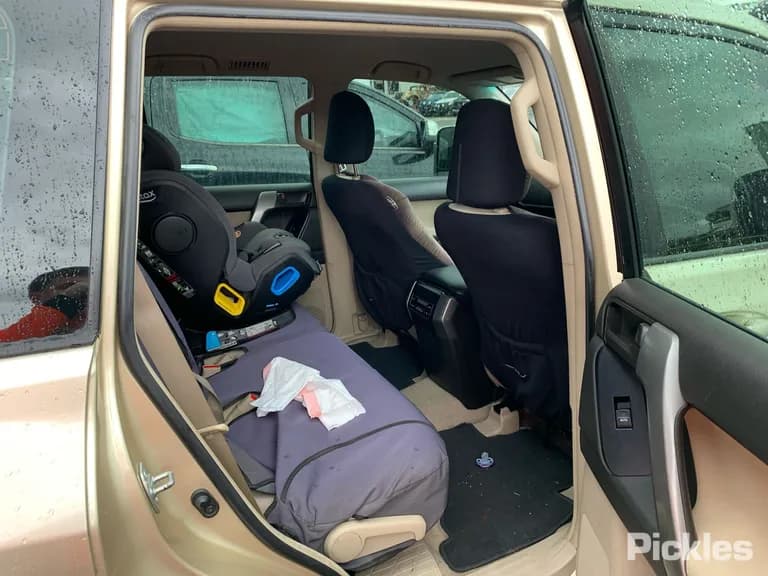 2010 Toyota Landcruiser Prado Used VIN JTEBH3FJX0K018119 – photo 13 2010 Toyota Landcruiser Prado Used VIN JTEBH3FJX0K018119 – photo 13
