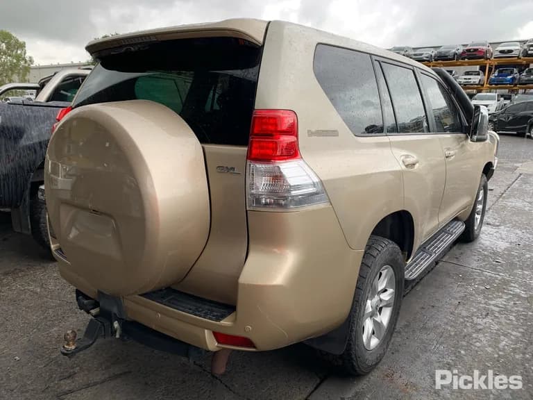 2010 Toyota Landcruiser Prado Used VIN JTEBH3FJX0K018119 – photo 15 2010 Toyota Landcruiser Prado Used VIN JTEBH3FJX0K018119 – photo 15