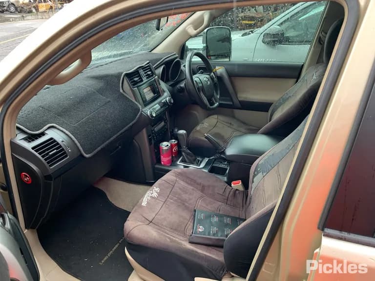 2010 Toyota Landcruiser Prado Used VIN JTEBH3FJX0K018119 – photo 18 2010 Toyota Landcruiser Prado Used VIN JTEBH3FJX0K018119 – photo 18