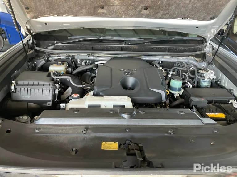 2022 Toyota Landcruiser Prado Used VIN JTEBR3FJ10K251576 – trunk area 2022 Toyota Landcruiser Prado Used VIN JTEBR3FJ10K251576 – trunk area