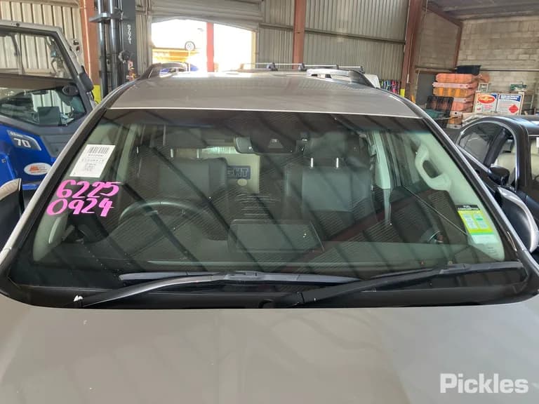 2022 Toyota Landcruiser Prado Used VIN JTEBR3FJ10K251576 – photo 11 2022 Toyota Landcruiser Prado Used VIN JTEBR3FJ10K251576 – photo 11