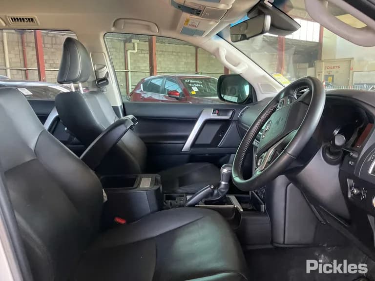 2022 Toyota Landcruiser Prado Used VIN JTEBR3FJ10K251576 – photo 18 2022 Toyota Landcruiser Prado Used VIN JTEBR3FJ10K251576 – photo 18