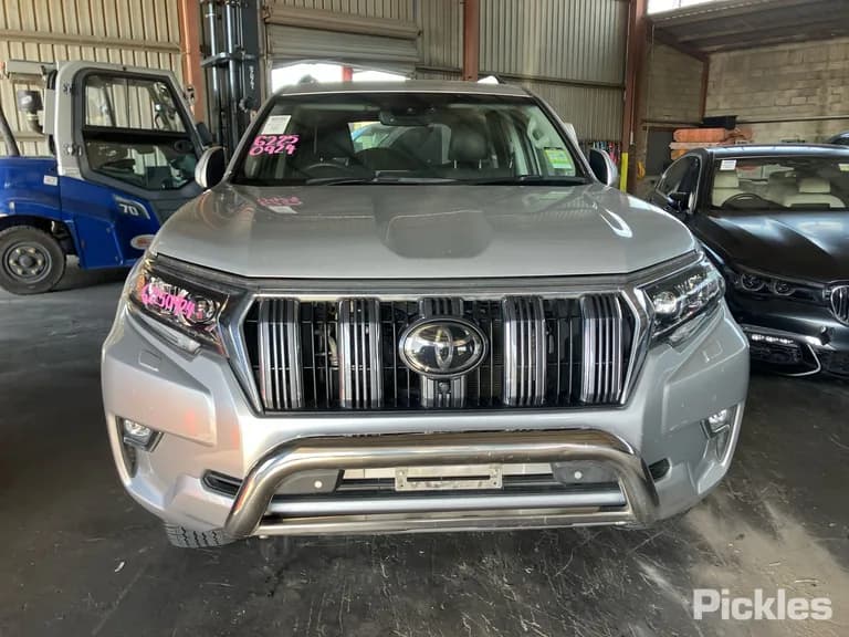 2022 Toyota Landcruiser Prado Used VIN JTEBR3FJ10K251576 – photo 22 2022 Toyota Landcruiser Prado Used VIN JTEBR3FJ10K251576 – photo 22