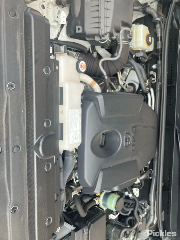 2022 Toyota Landcruiser Prado Used VIN JTEBR3FJ70K248617 – dashboard 2022 Toyota Landcruiser Prado Used VIN JTEBR3FJ70K248617 – dashboard