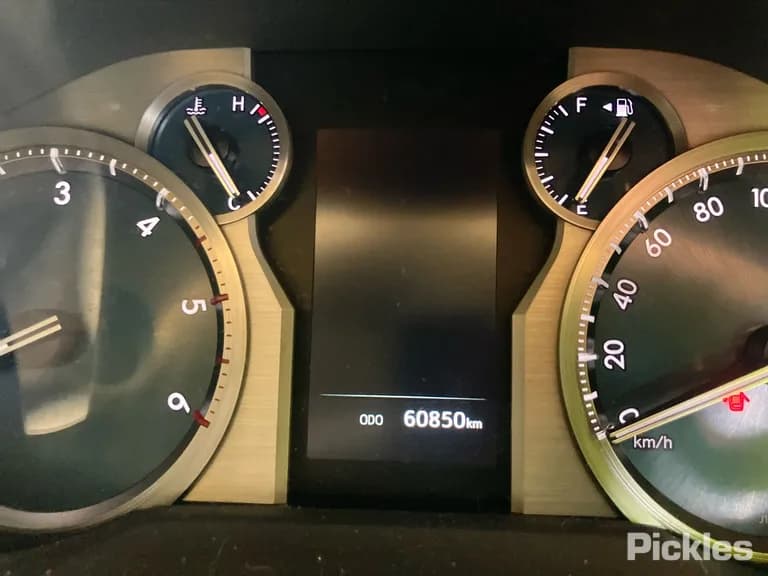 2022 Toyota Landcruiser Prado Used VIN JTEBR3FJ70K248617 – interior seats 2022 Toyota Landcruiser Prado Used VIN JTEBR3FJ70K248617 – interior seats