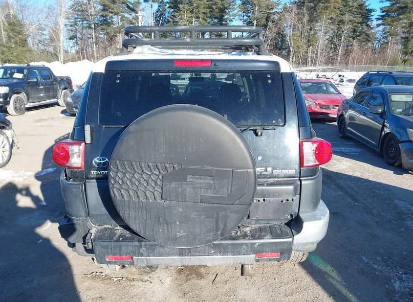 2007 TOYOTA FJ Cruiser Used VIN JTEBU11F370084598 – photo 15 2007 TOYOTA FJ Cruiser Used VIN JTEBU11F370084598 – photo 15