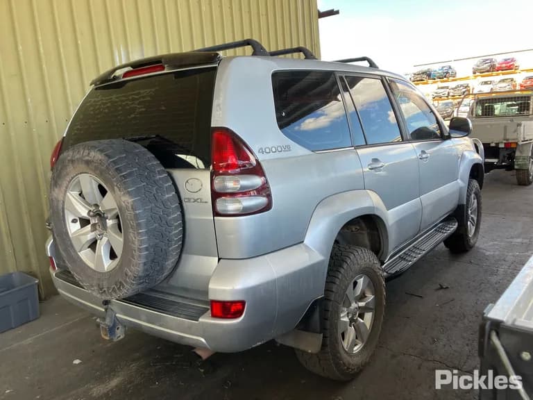 2003 Toyota Landcruiser Prado Used VIN JTEBU29J400003385 – side profile 2003 Toyota Landcruiser Prado Used VIN JTEBU29J400003385 – side profile