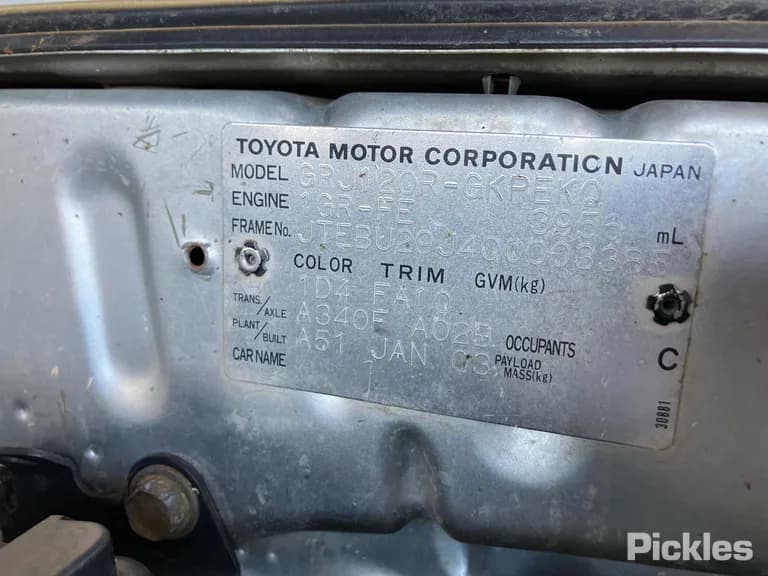 2003 Toyota Landcruiser Prado Used VIN JTEBU29J400003385 – interior seats 2003 Toyota Landcruiser Prado Used VIN JTEBU29J400003385 – interior seats