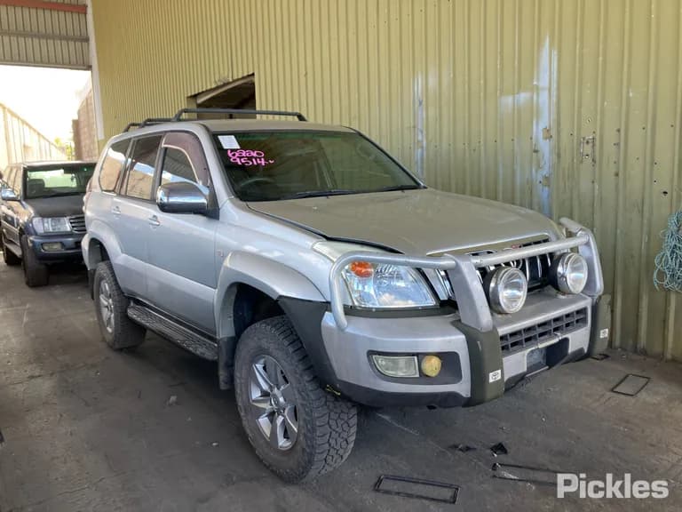 2003 Toyota Landcruiser Prado Used VIN JTEBU29J400003385 – photo 20 2003 Toyota Landcruiser Prado Used VIN JTEBU29J400003385 – photo 20