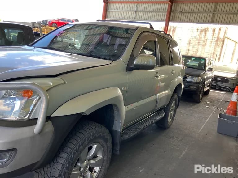 2003 Toyota Landcruiser Prado Used VIN JTEBU29J400003385 – photo 21 2003 Toyota Landcruiser Prado Used VIN JTEBU29J400003385 – photo 21