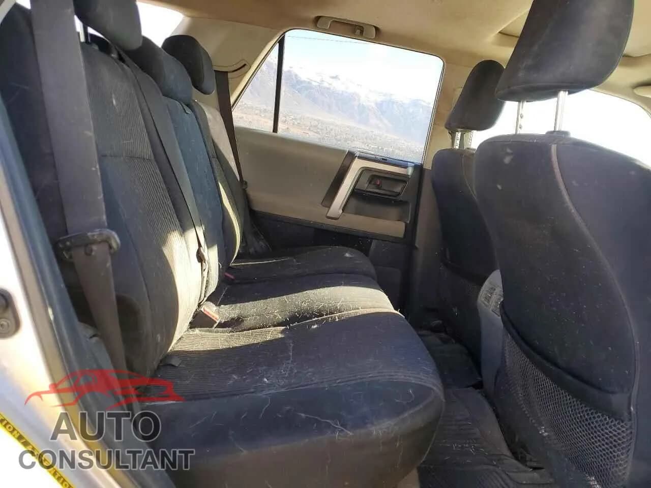 2010 TOYOTA 4RUNNER Damaged VIN JTEBU5JR1A5020166 – photo 11 2010 TOYOTA 4RUNNER Damaged VIN JTEBU5JR1A5020166 – photo 11