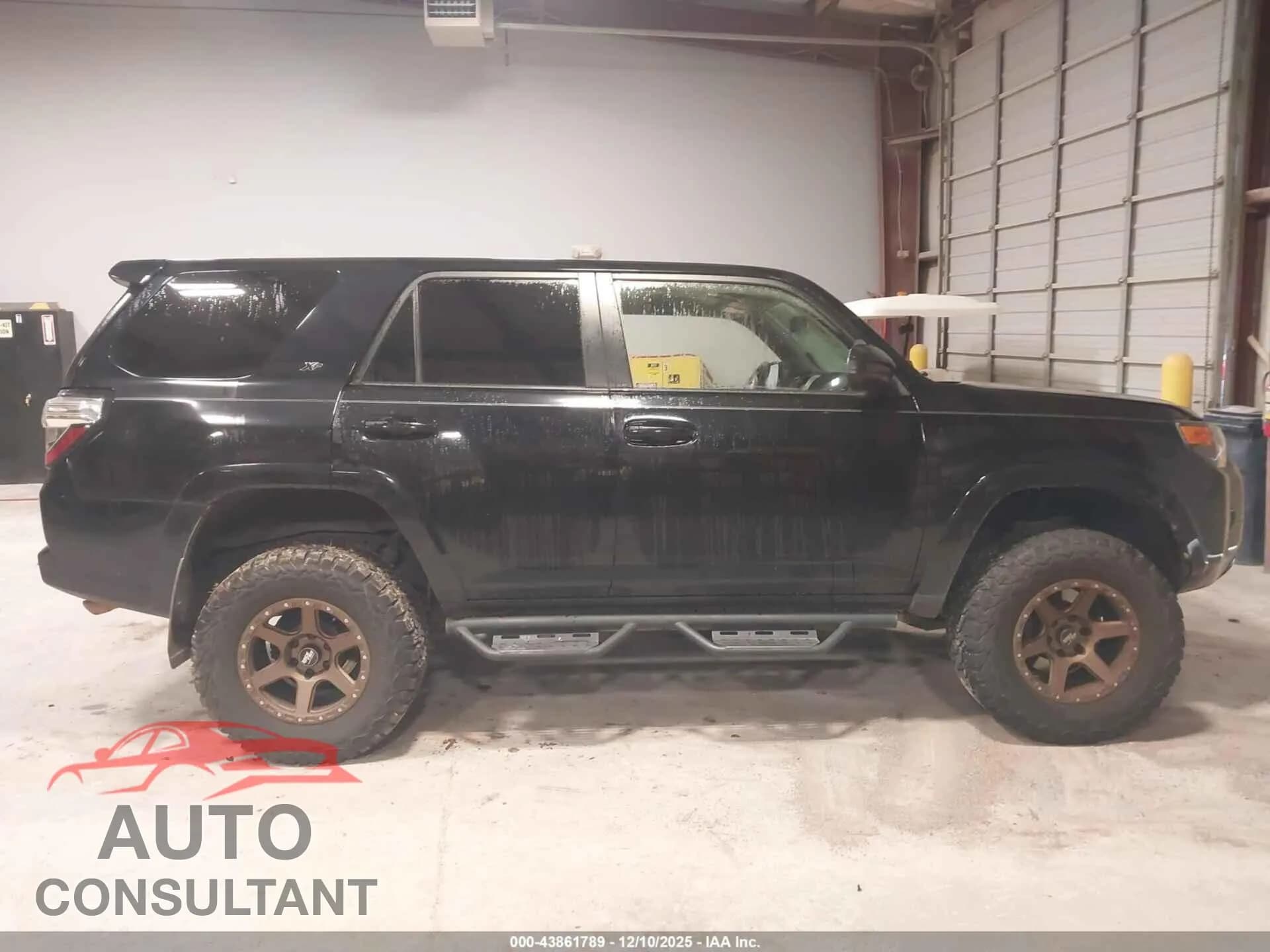 2016 TOYOTA 4RUNNER Damaged VIN JTEBU5JR2G5346535 – photo 13 2016 TOYOTA 4RUNNER Damaged VIN JTEBU5JR2G5346535 – photo 13