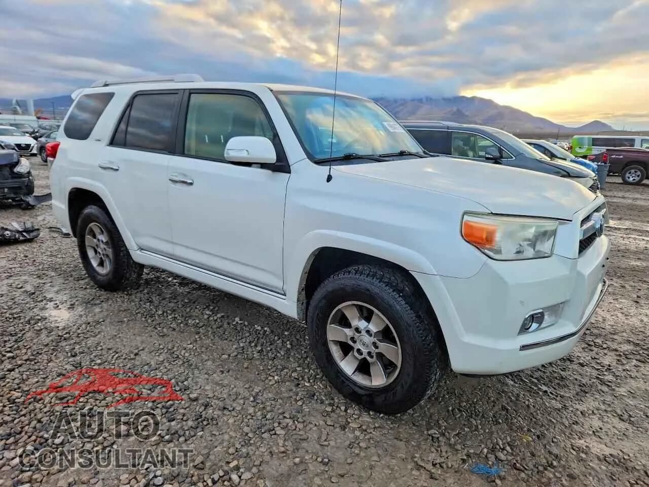 2013 TOYOTA 4RUNNER Damaged VIN JTEBU5JR3D5132228 – dashboard 2013 TOYOTA 4RUNNER Damaged VIN JTEBU5JR3D5132228 – dashboard