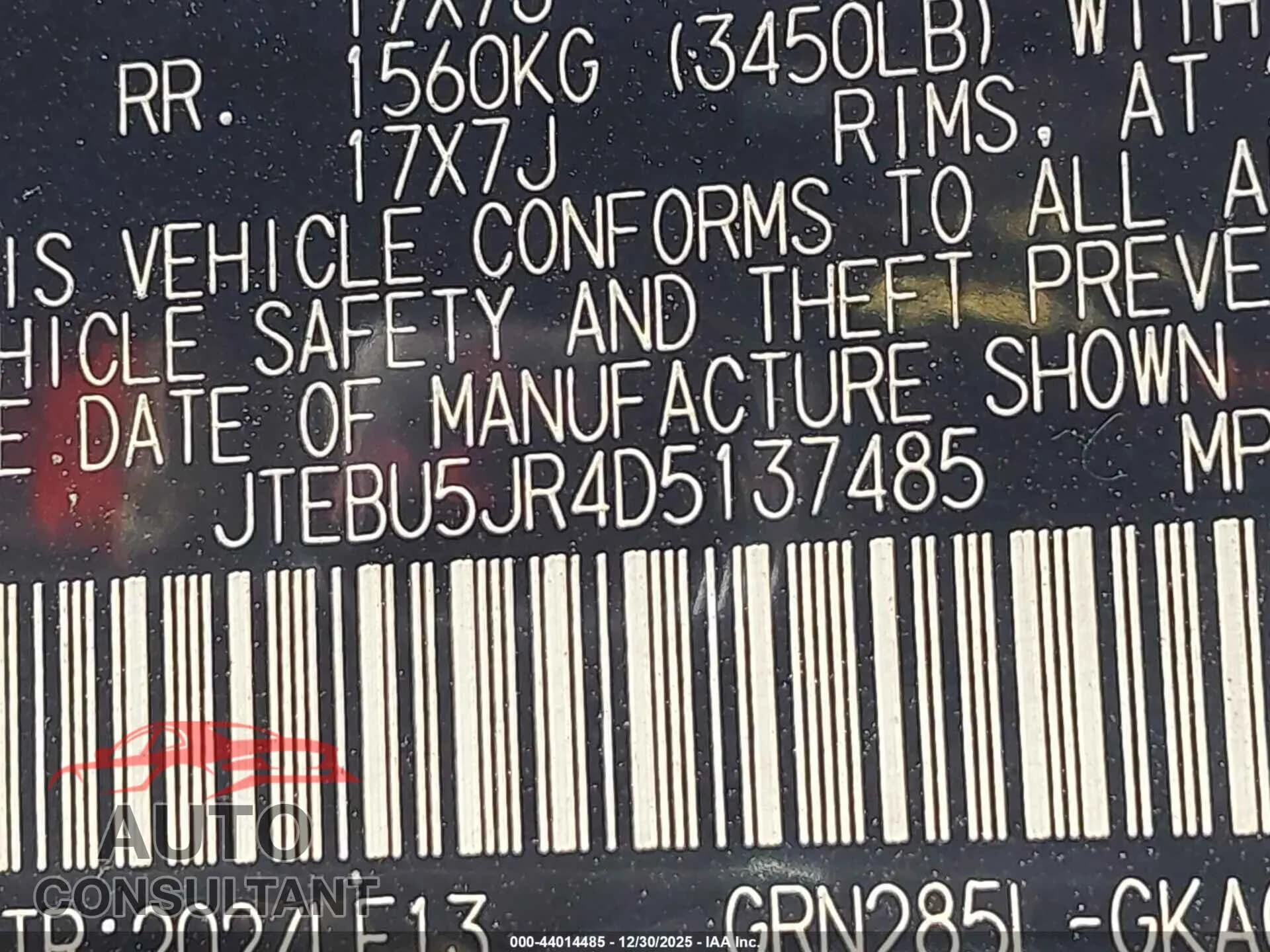 2013 TOYOTA 4RUNNER Damaged VIN JTEBU5JR4D5137485 – trunk area 2013 TOYOTA 4RUNNER Damaged VIN JTEBU5JR4D5137485 – trunk area