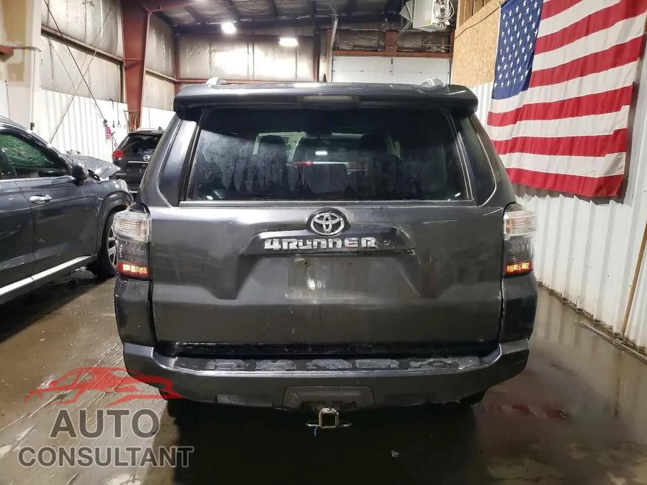 2014 TOYOTA 4RUNNER Used VIN JTEBU5JR4E5199499 – engine bay 2014 TOYOTA 4RUNNER Used VIN JTEBU5JR4E5199499 – engine bay
