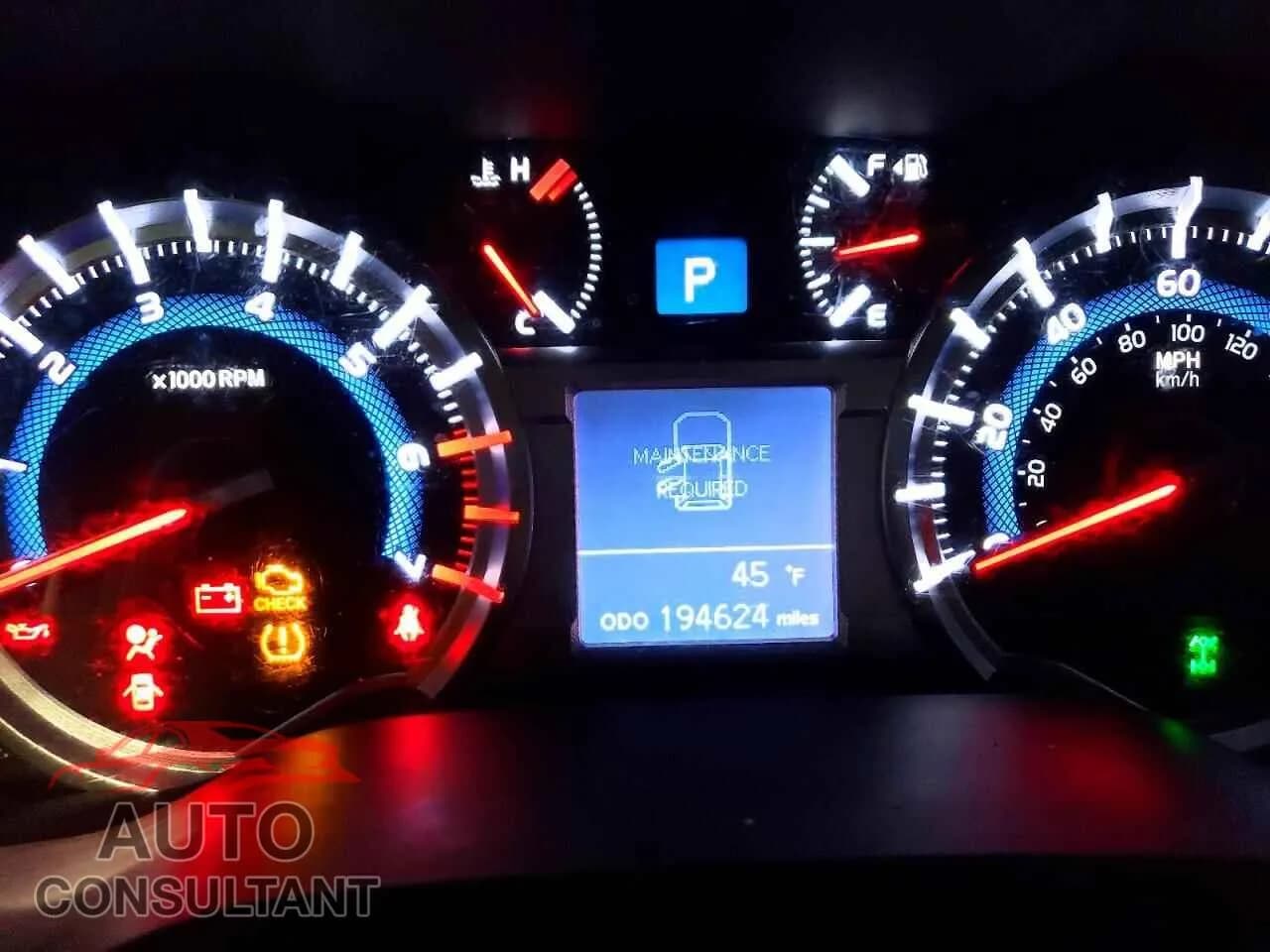 2014 TOYOTA 4RUNNER Used VIN JTEBU5JR4E5199499 – trunk area 2014 TOYOTA 4RUNNER Used VIN JTEBU5JR4E5199499 – trunk area