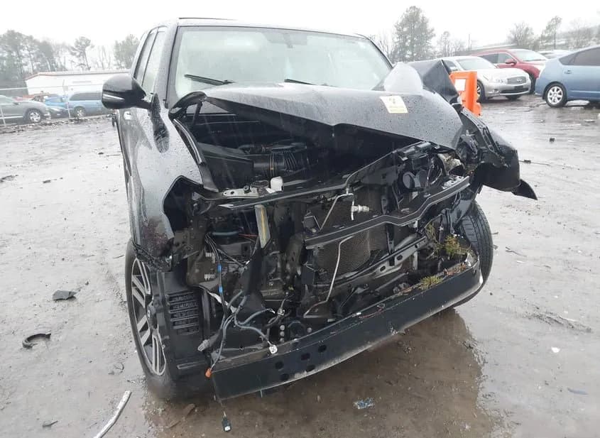 2014 TOYOTA 4Runner Used VIN JTEBU5JR6E5182901 – interior seats 2014 TOYOTA 4Runner Used VIN JTEBU5JR6E5182901 – interior seats