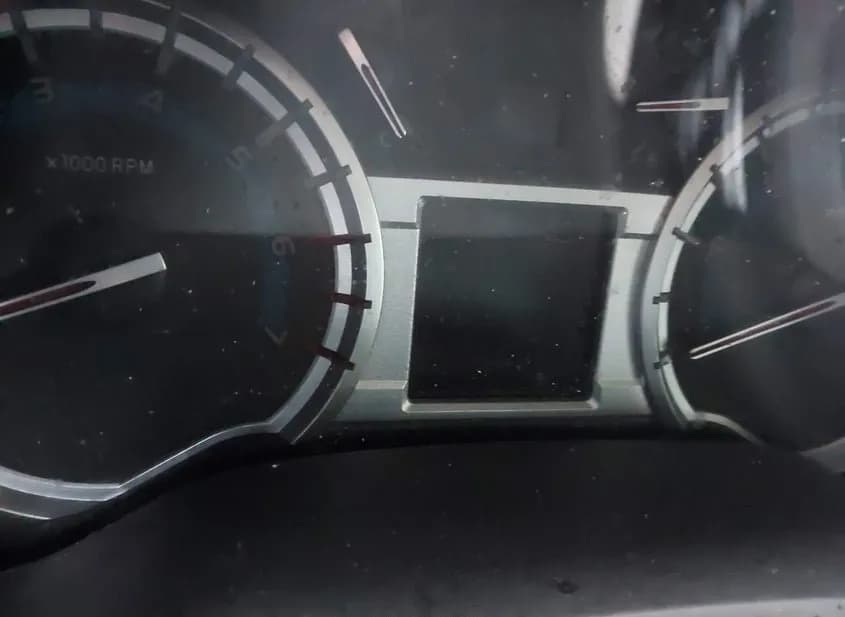 2014 TOYOTA 4Runner Used VIN JTEBU5JR6E5182901 – exterior detail 2014 TOYOTA 4Runner Used VIN JTEBU5JR6E5182901 – exterior detail